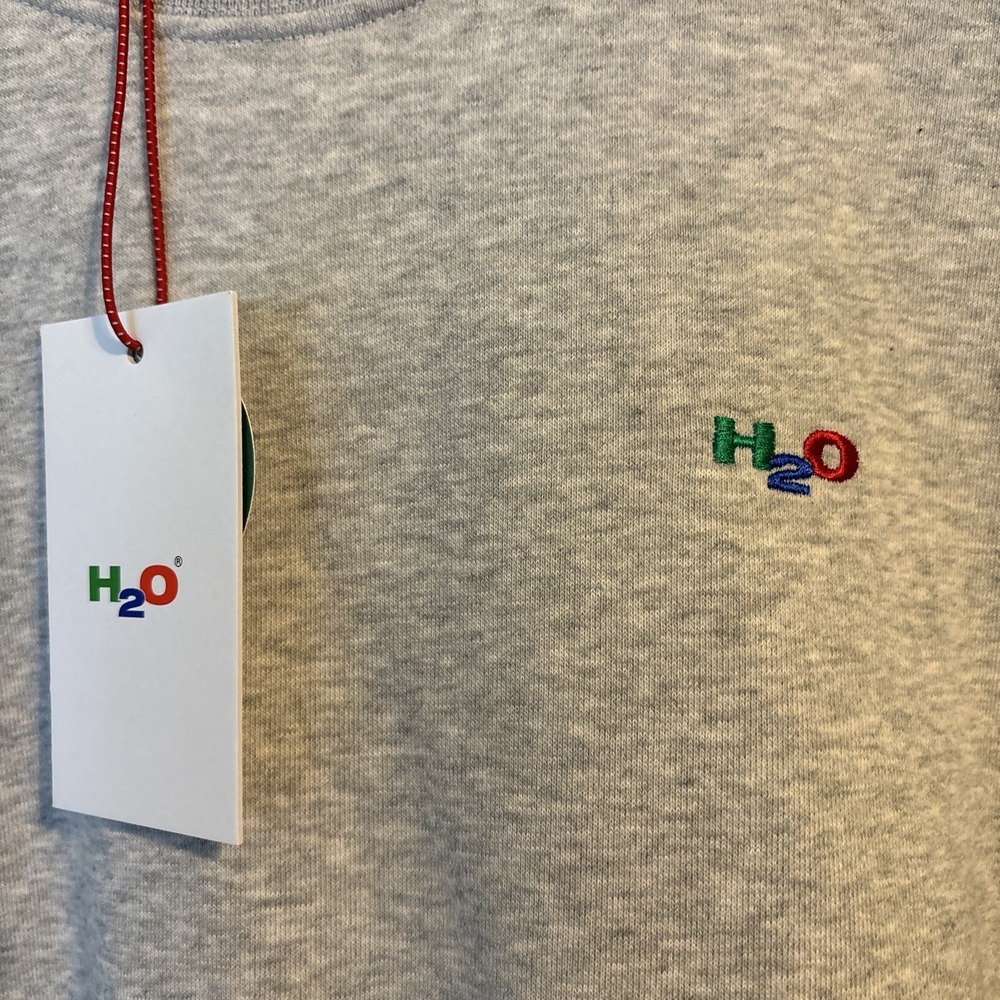 NWT H2O Sports Unisex Grey Sweatshirt, Sewn In Colorful Logo Size Lg